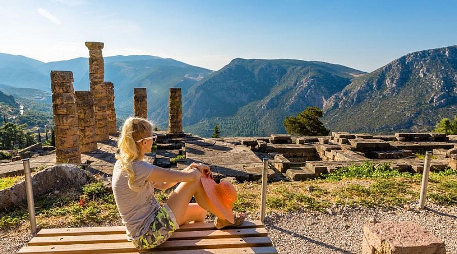 Full Day Tour to Delphi - Lunch Included